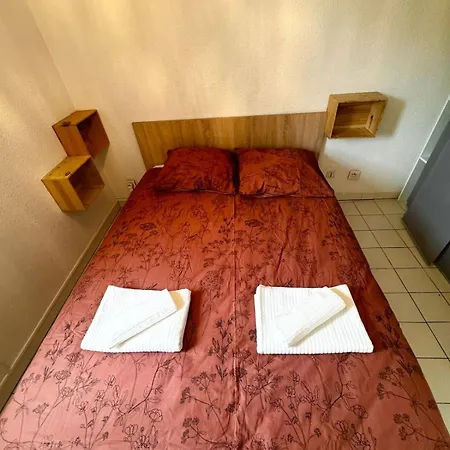 #sete T2 Clim & Lumineux Proche Plages Apartman *